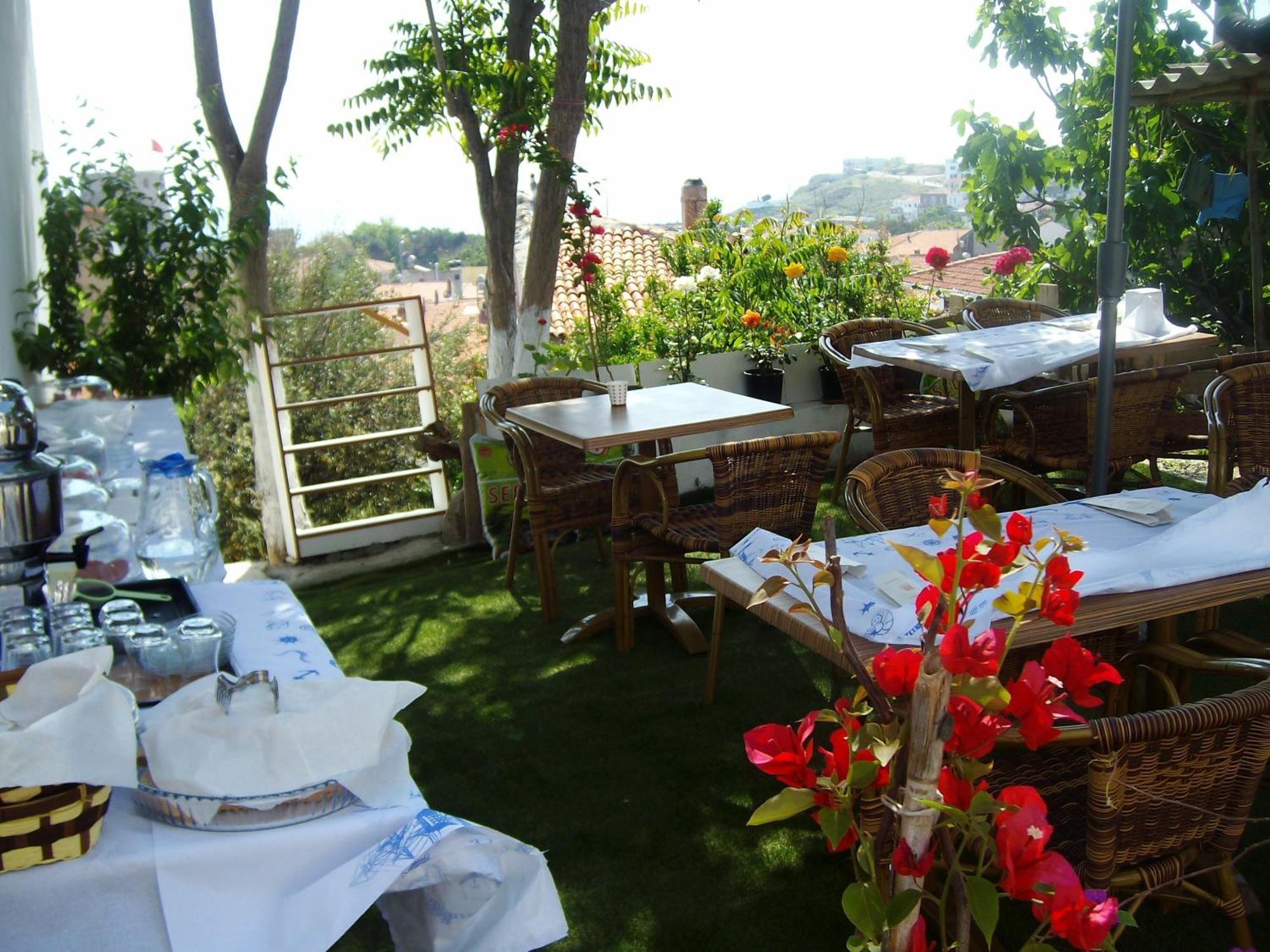 Adali Guest House Бозджаада Экстерьер фото