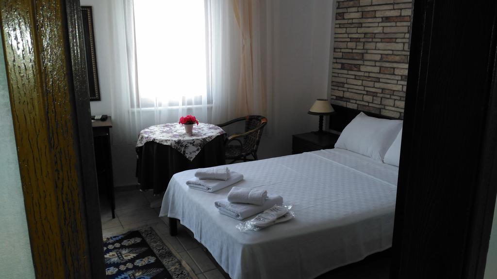Adali Guest House Бозджаада Экстерьер фото