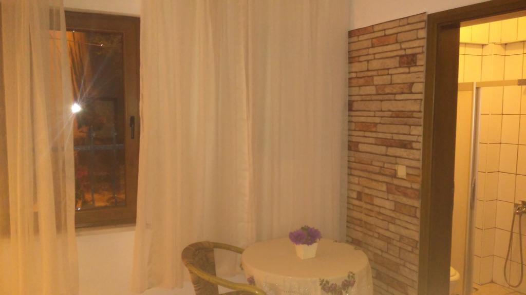 Adali Guest House Бозджаада Экстерьер фото